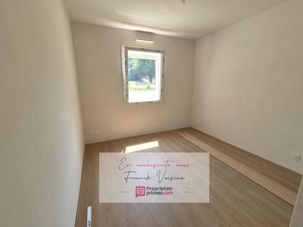 A VENDRE en Exclusivité à L'Oie, maison de 125 m2 avec 4 chambres sur une parcelle de 644 m2 env