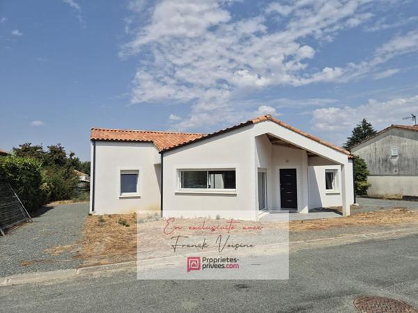 A VENDRE en Exclusivité à L'Oie, maison de 125 m2 avec 4 chambres sur une parcelle de 644 m2 env