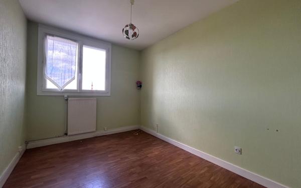 Appartement à vendre    3 pièces • 62,30 m2 Montluçon