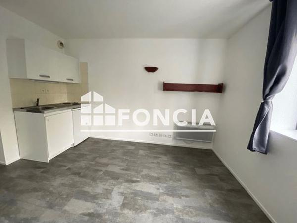 Location Studio 19.95 m² - 1/3 IMPASSE DES TERRASSES Cergy St Christophe 95800