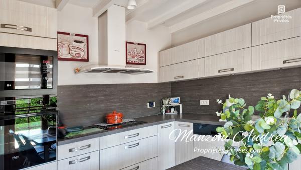 Maison Marigny Le Chatel 6 pièce(s) 125 m2