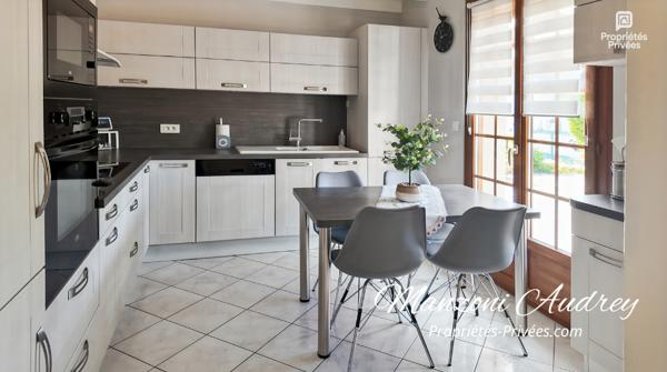Maison Marigny Le Chatel 6 pièce(s) 125 m2