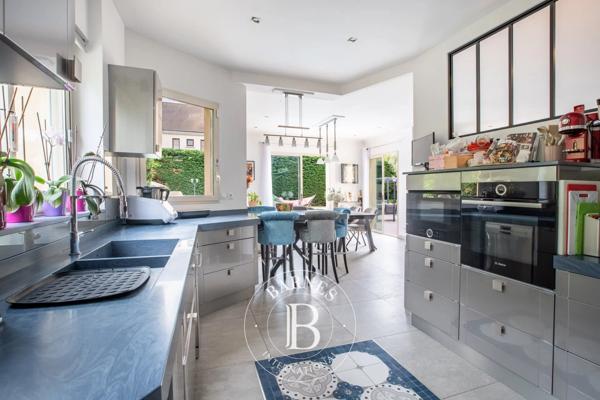 Bougival, Maison 5 Chambres -  330 m² à vendre