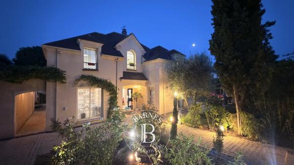 Bougival, Maison 5 Chambres -  330 m² à vendre