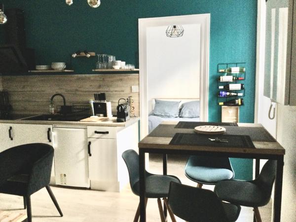 A LOUER - Appartement meublé deux pièces Centre Marché