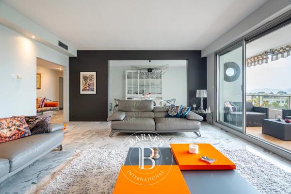 Marseille 8ème, Appartement 2 Chambres -  144 m² à vendre