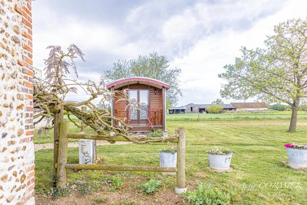 Magnifique Ferme rénovée à vendre 250m2 à Bonnée (45), Gîtes, au calme.