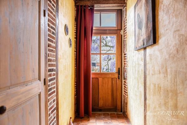 Magnifique Ferme rénovée à vendre 250m2 à Bonnée (45), Gîtes, au calme.