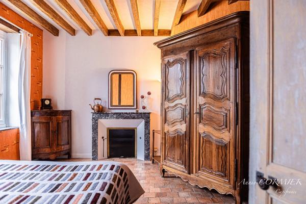 Magnifique Ferme rénovée à vendre 250m2 à Bonnée (45), Gîtes, au calme.