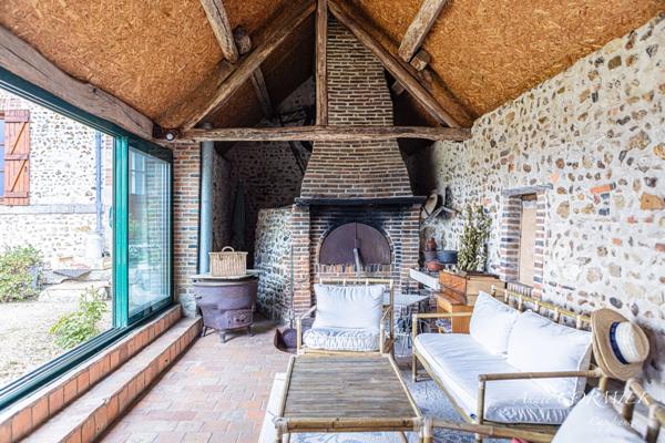 Magnifique Ferme rénovée à vendre 250m2 à Bonnée (45), Gîtes, au calme.