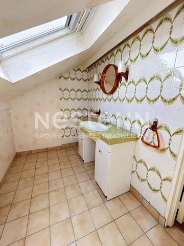 A vendre Maison de 5 pièces de 99 m2 à Plaisir - Quartier centre ville