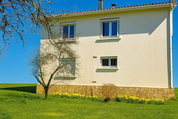 Maison à vendre à Jonzac en Charente-Maritime (17500), ref : 1900