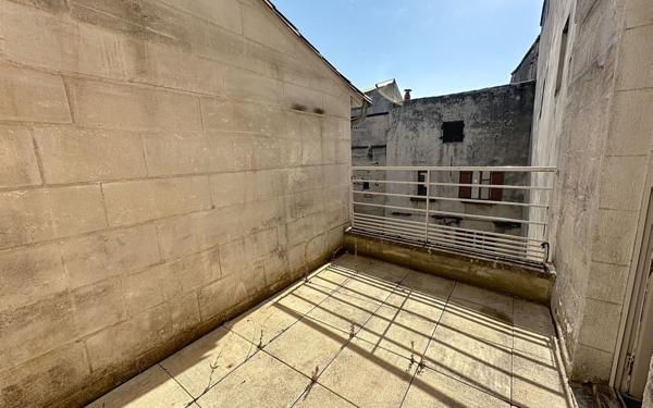 Appartement à vendre    3 pièces • 80 m2 Avignon
