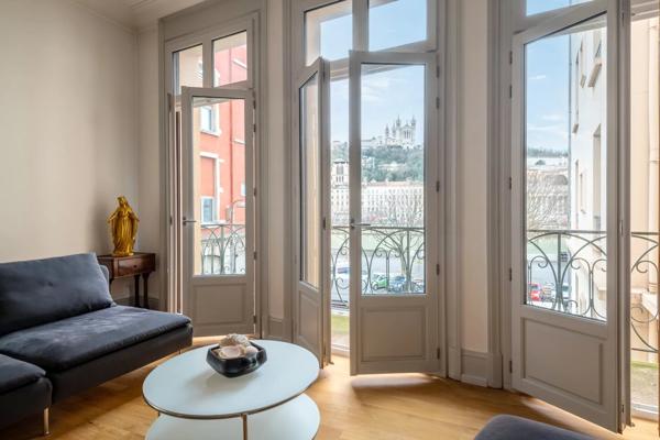 LYON 2 - Quais de Saone - Celestins - Appartement 132,90m² - 3 chambres - Balcon