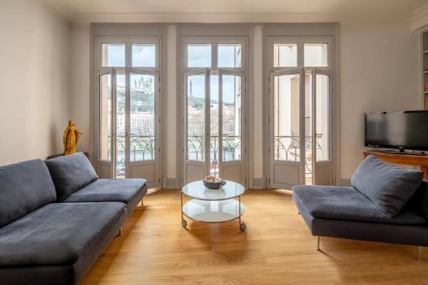 LYON 2 - Quais de Saone - Celestins - Appartement 132,90m² - 3 chambres - Balcon