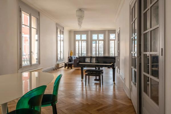 LYON 2 - Quais de Saone - Celestins - Appartement 132,90m² - 3 chambres - Balcon