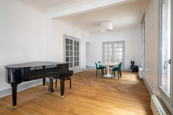 LYON 2 - Quais de Saone - Celestins - Appartement 132,90m² - 3 chambres - Balcon