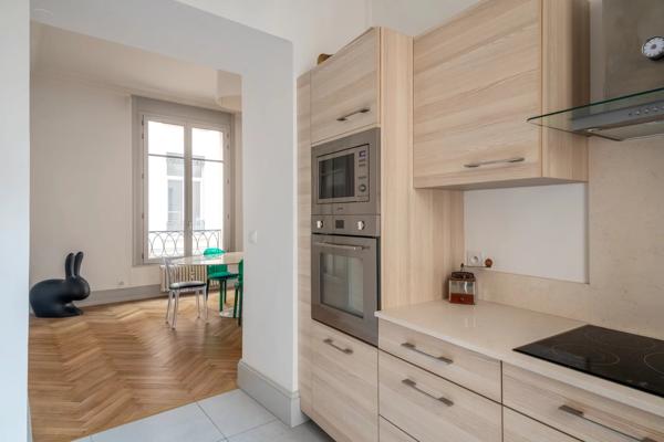 LYON 2 - Quais de Saone - Celestins - Appartement 132,90m² - 3 chambres - Balcon