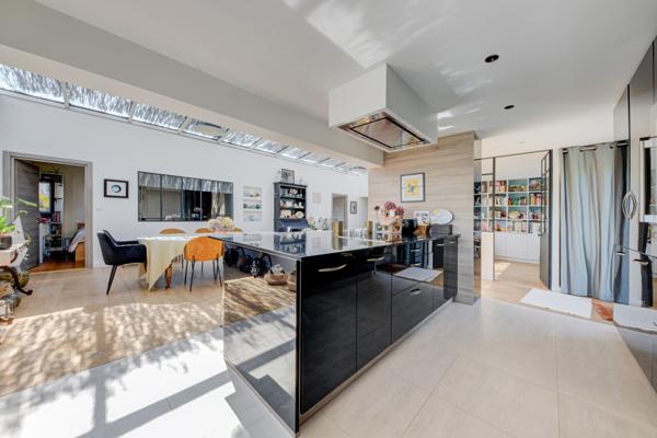 Appartement 5 pièces - 144 m²