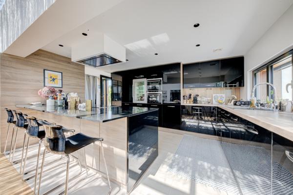 Appartement 5 pièces - 144 m²