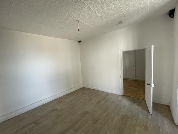 Appartement
         2 pièces
        - 39 m² Exclusivité 67 000 € *