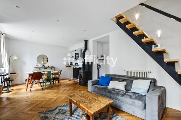 Maison
         4 pièces
        - 86 m² 425 000 € *