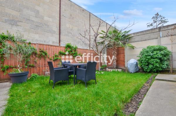 Maison
         4 pièces
        - 86 m² 425 000 € *