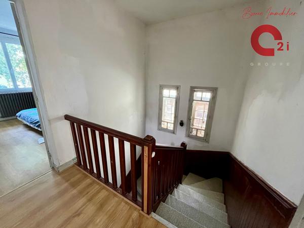 Maison
         5 pièces
        - 115 m² Exclusivité 120 000 € *