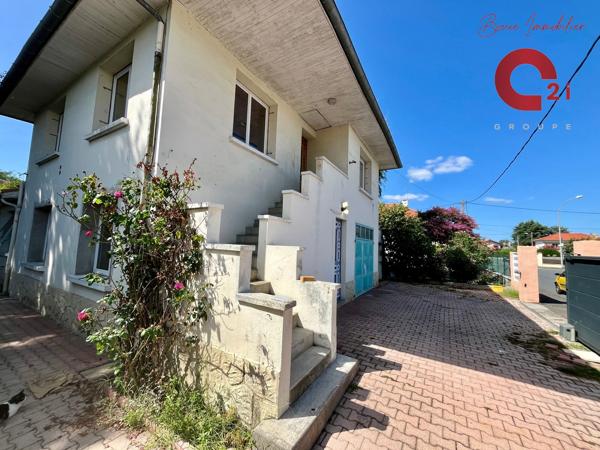 Maison
         5 pièces
        - 115 m² Exclusivité 120 000 € *