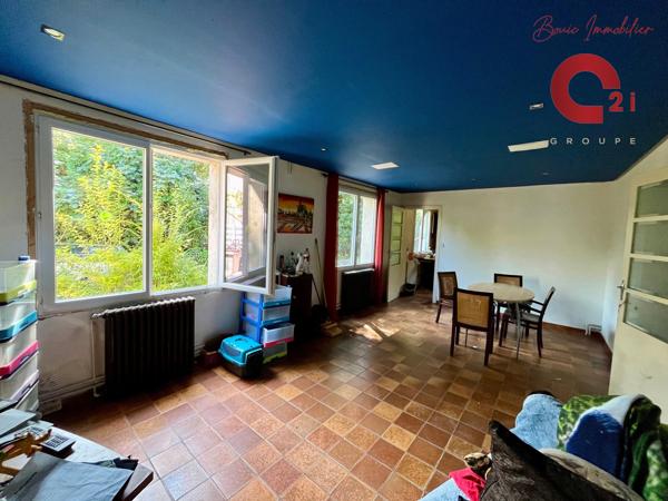 Maison
         5 pièces
        - 115 m² Exclusivité 120 000 € *
