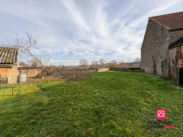 Maison Dompierre en Morvan 2 chambres avec terrain et dépendance