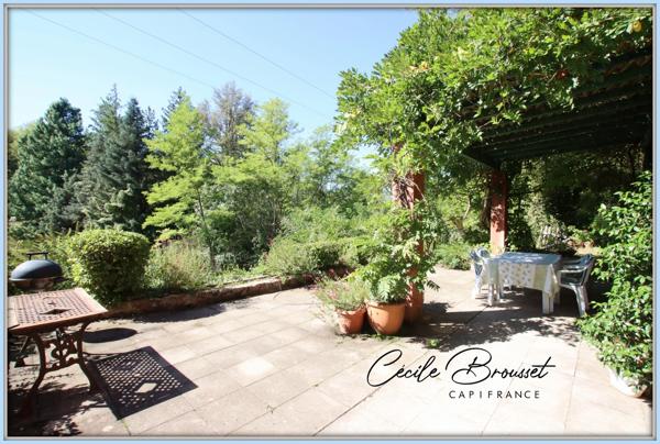 Propriete à vendre 10 pièces SAINT LAURENT DE CERDANS (66)