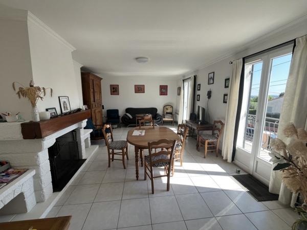 Maison 192 240 € Ribérac 5 p 89 m² DPE E