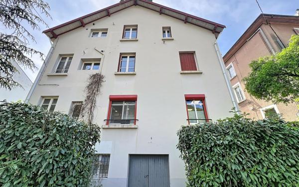 Immeuble à vendre    Jarrie