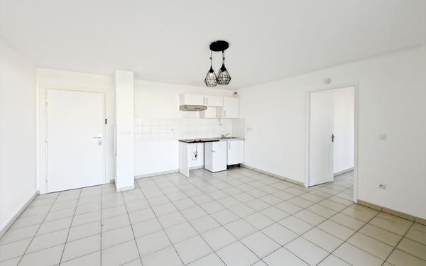 Appartement à vendre    2 pièces • 43,39 m2 Launaguet