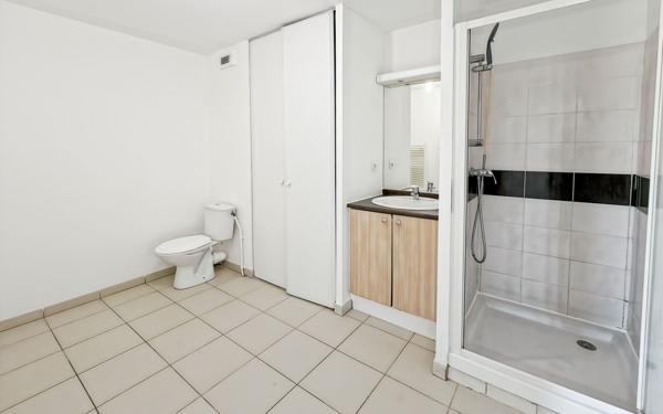 Appartement à vendre    2 pièces • 43,39 m2 Launaguet