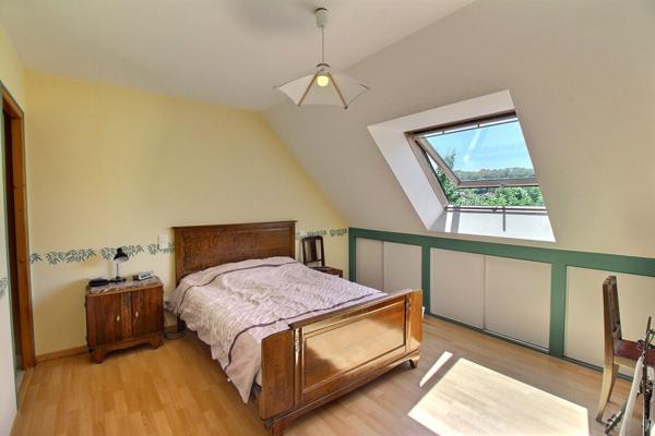 Maison 4 chambres avec jardin clos et double garage secteur MAINTENON