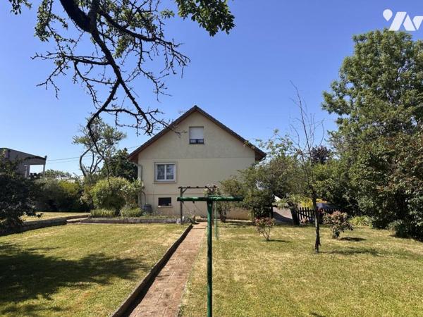 MAISON T8 AVEC 5 CHAMBRES, GARAGE, TERRAIN ET DEPENDANCES