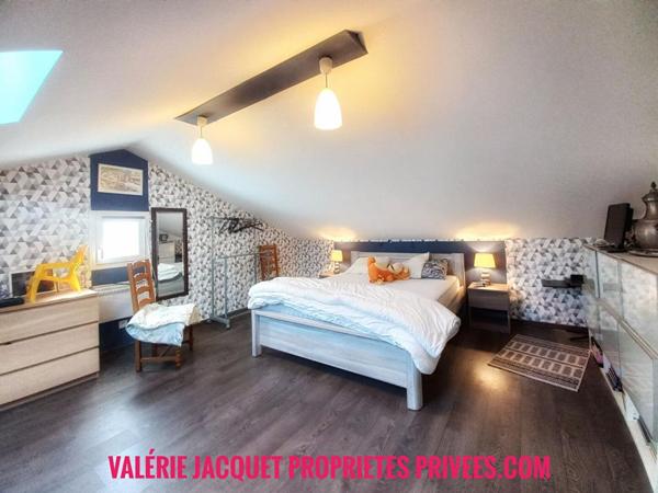 Maison à La Roche-Chalais : Calme et Pratique