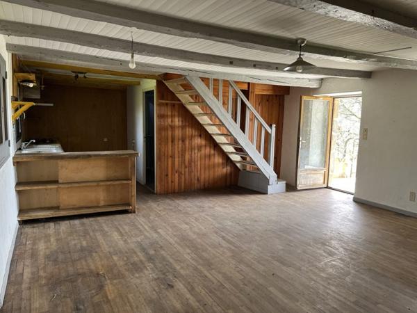 Maison à vendre |  Saint-Étienne-de-Maurs |  5 pièces | 90 m²