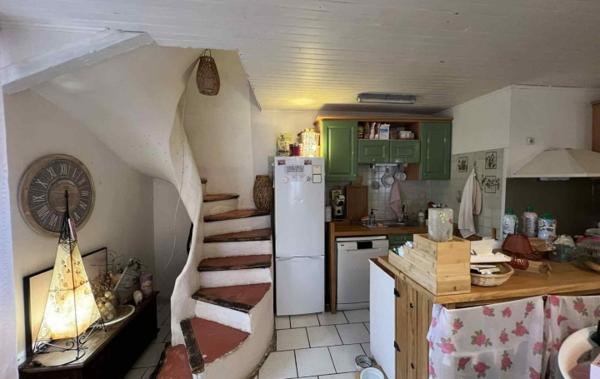 Vente Immeuble 2 appartements T3 + parkings Nissan-lez-enserune   