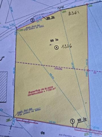 Terrain boisé constructible, d'une surface de 2361 m², CU opérationnel, sur la commune de Boulazac Isle Manoir