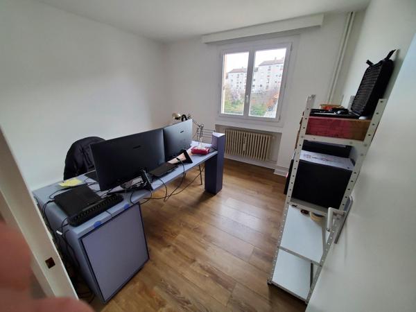 Local Professionnel à louer à Saint etienne