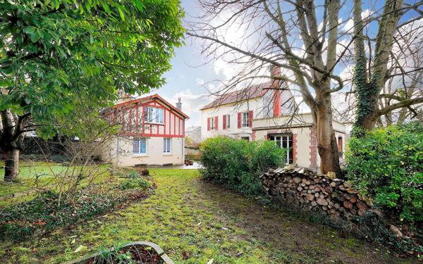 Maison à vendre    10 pièces • 238 m2 Thorigny-sur-Marne