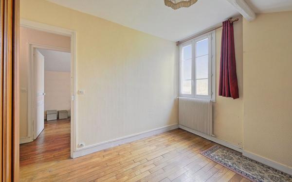 Maison à vendre    10 pièces • 238 m2 Thorigny-sur-Marne