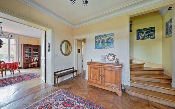 Maison à vendre    10 pièces • 238 m2 Thorigny-sur-Marne