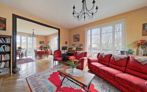 Maison à vendre    10 pièces • 238 m2 Thorigny-sur-Marne