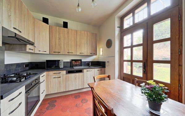 Maison à vendre    10 pièces • 238 m2 Thorigny-sur-Marne