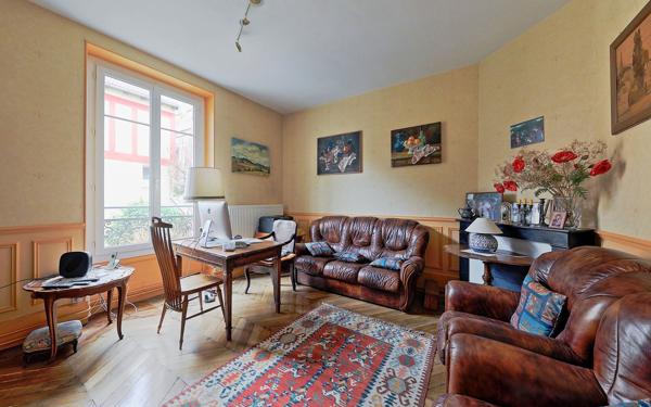 Maison à vendre    10 pièces • 238 m2 Thorigny-sur-Marne