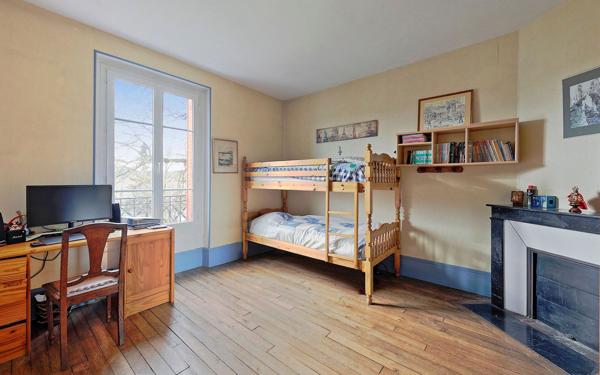 Maison à vendre    10 pièces • 238 m2 Thorigny-sur-Marne